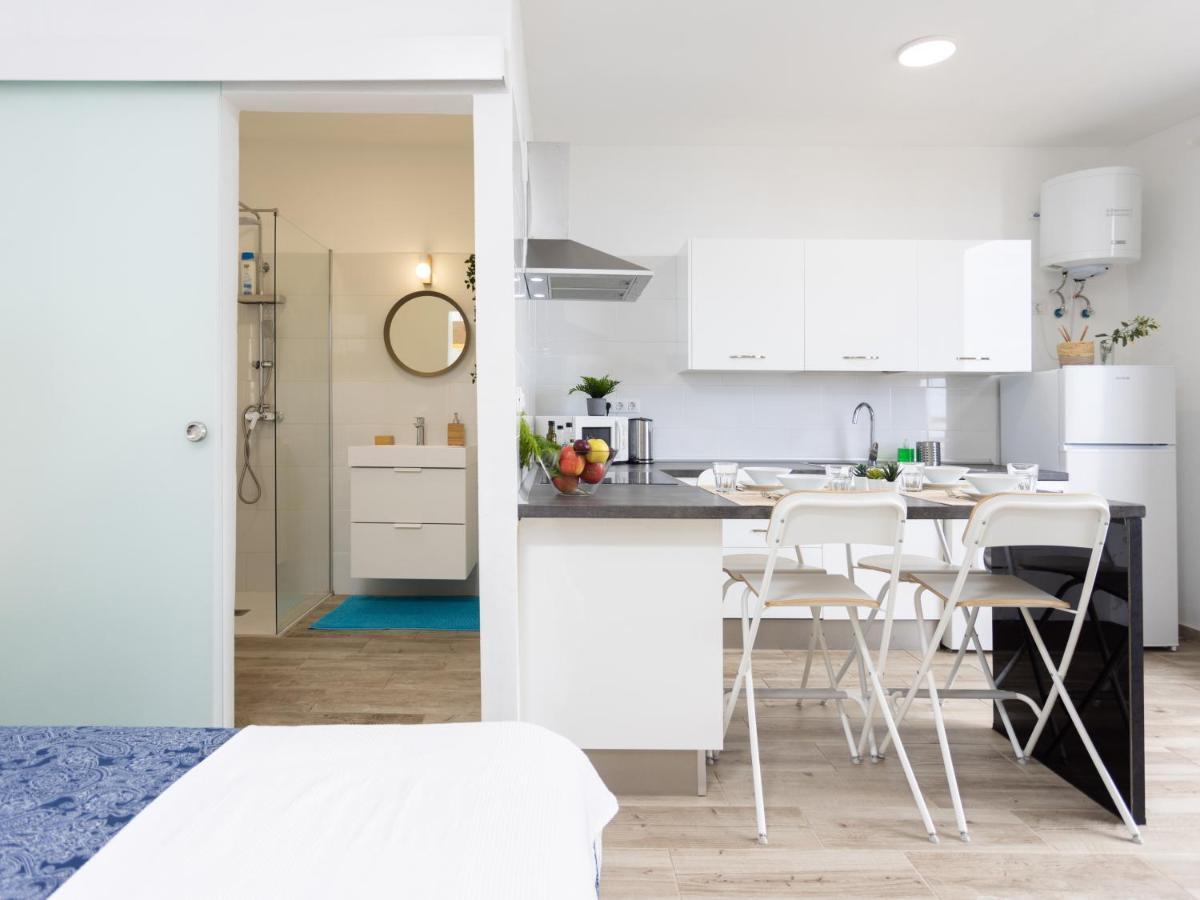 Live Burgado Appartement Arico
